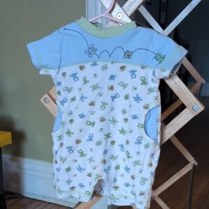 Froggy onesie!